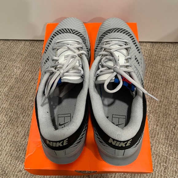 Nike Court Air Zoom Vapor 11 Attack Shoes - Lightly Worn Size 11 Men’s - Picture 9 of 10